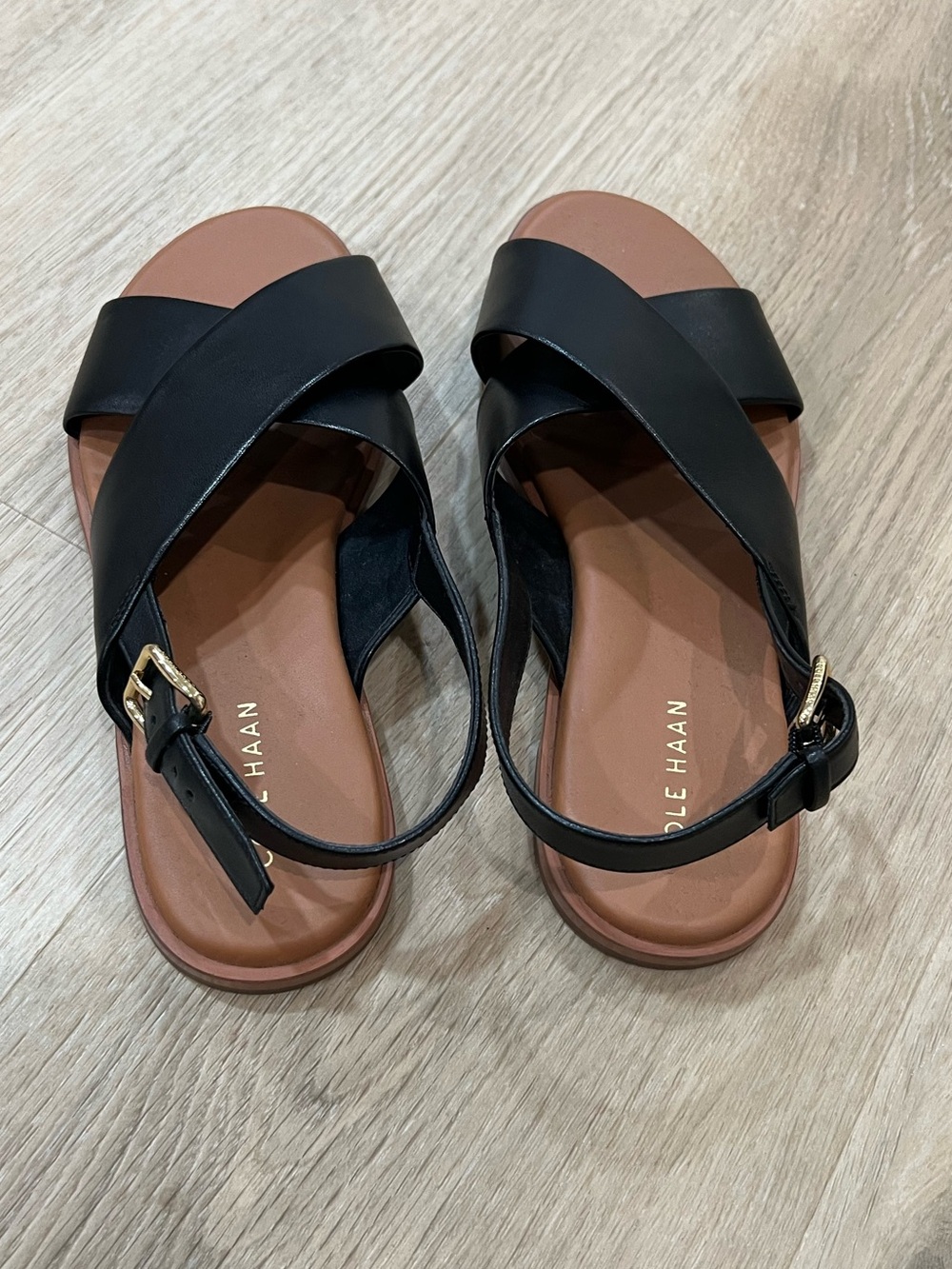 Women's Fernanda Grand Black Back Strap Flat Sandals - Picture 3 of 5